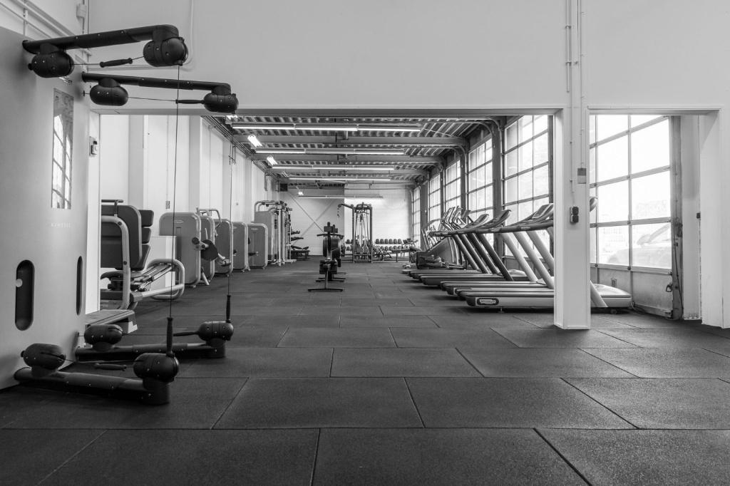 Rubber tegels , sportvloer tegels  Fitness matten 100x100 cm, Sport en Fitness, Fitnessmaterialen, Ophalen, Zo goed als nieuw