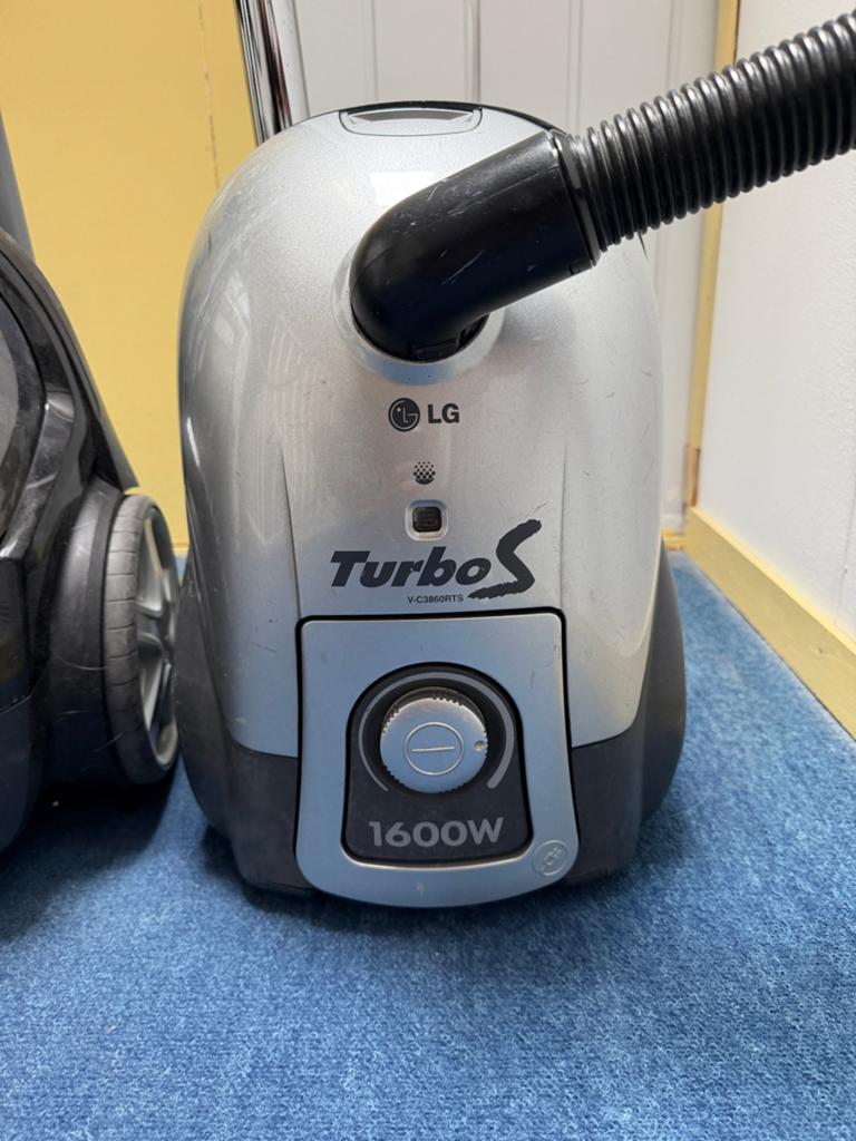 GRATIS defecte stofzuiger, Witgoed en Apparatuur, Stofzuigers, Ophalen, Philips, Niet werkend, Sledestofzuiger