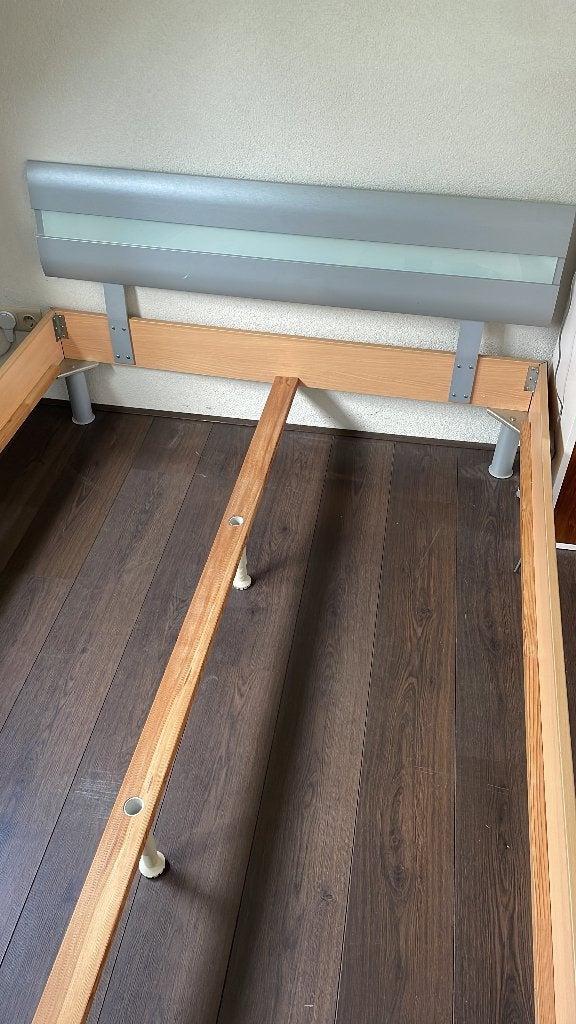 Gratis Bed 140/200, Ophalen, Gebruikt, 140 cm, Twijfelaar