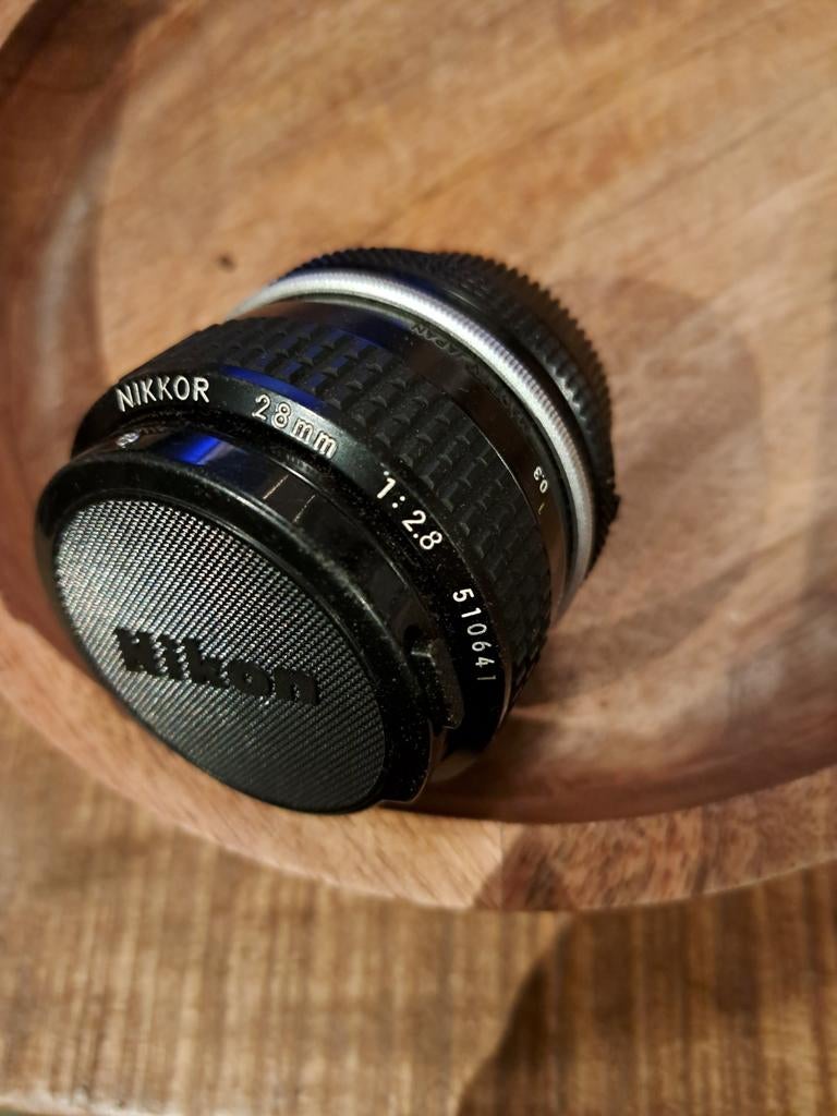 Nikon Nikkor 28mm 1:2.8 lens, Ophalen, Gebruikt