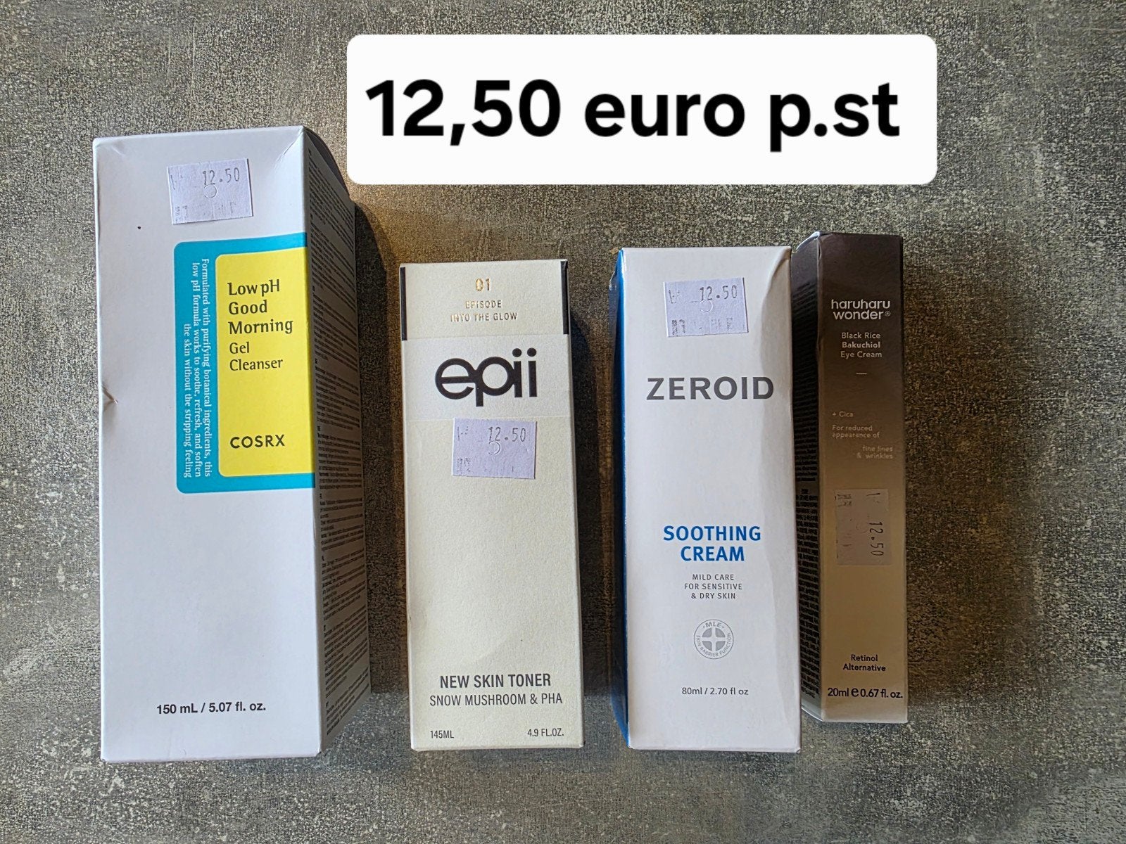 Korean skincare k-beauty en make-up
12,50 euro per stuk, Gehele gezicht, Onbekend, Nieuw, Ophalen of Verzenden