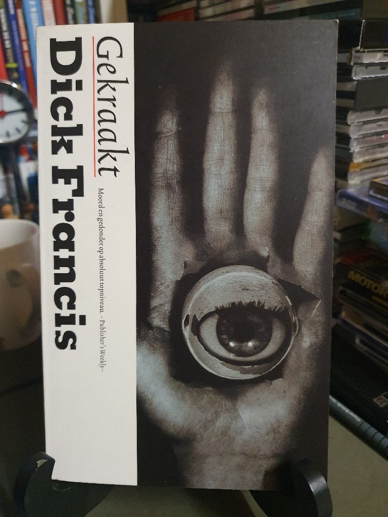 Dick Francis Gekraakt, Boeken, Ophalen