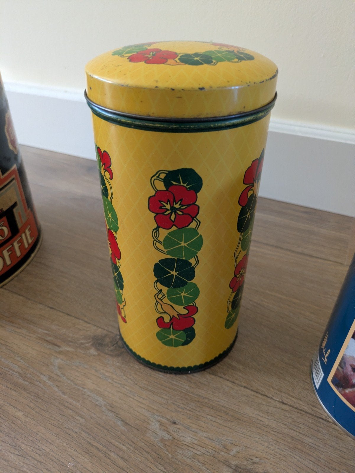 Vintage gele blikken beschuitbus, Antiek en Kunst, Ophalen of Verzenden