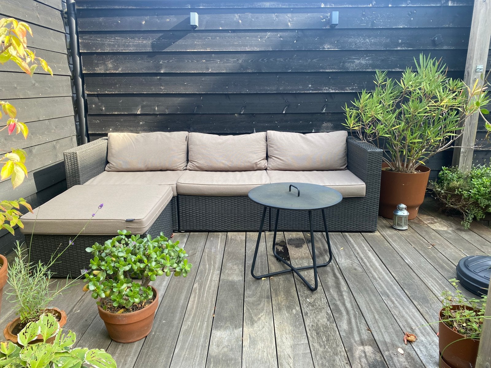 Loungeset met hocker - Zo goed als nieuw