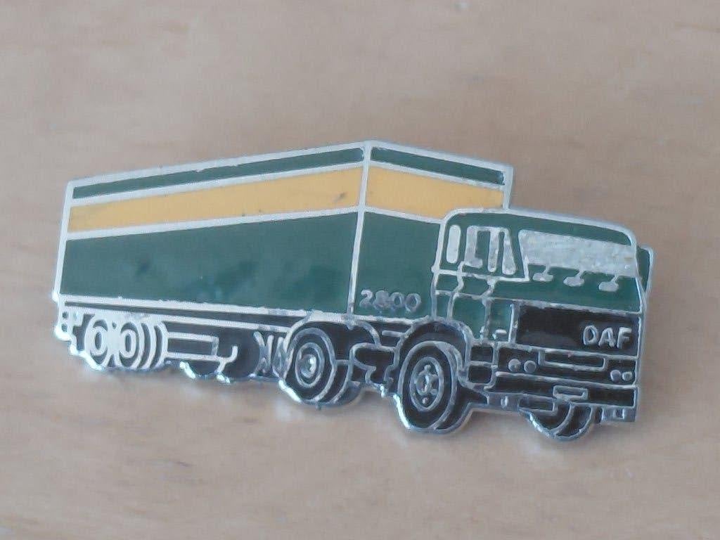 Broche DAF vrachtwagen 2800., Verzamelen, Ophalen of Verzenden, Zo goed als nieuw, Transport, Speldje of Pin