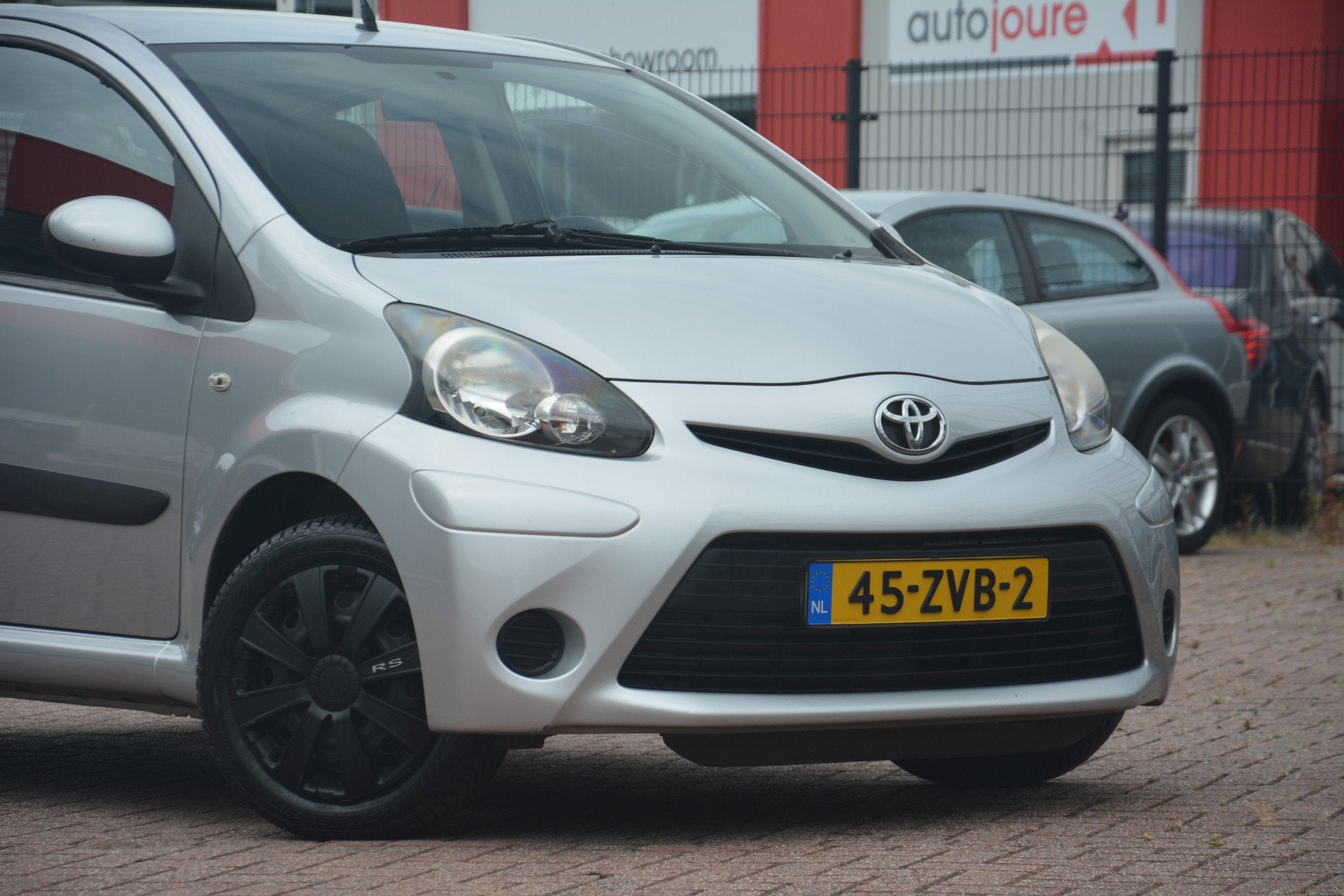 Toyota Aygo 1.0 VVT-i Comfort (bj 2012), Auto's, Voorwielaandrijving, Euro 5, Stof, Gebruikt