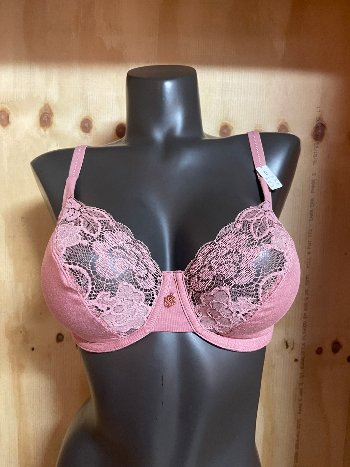 Lisca bh 75d en 75e model nina, Verzenden, Roze, BH