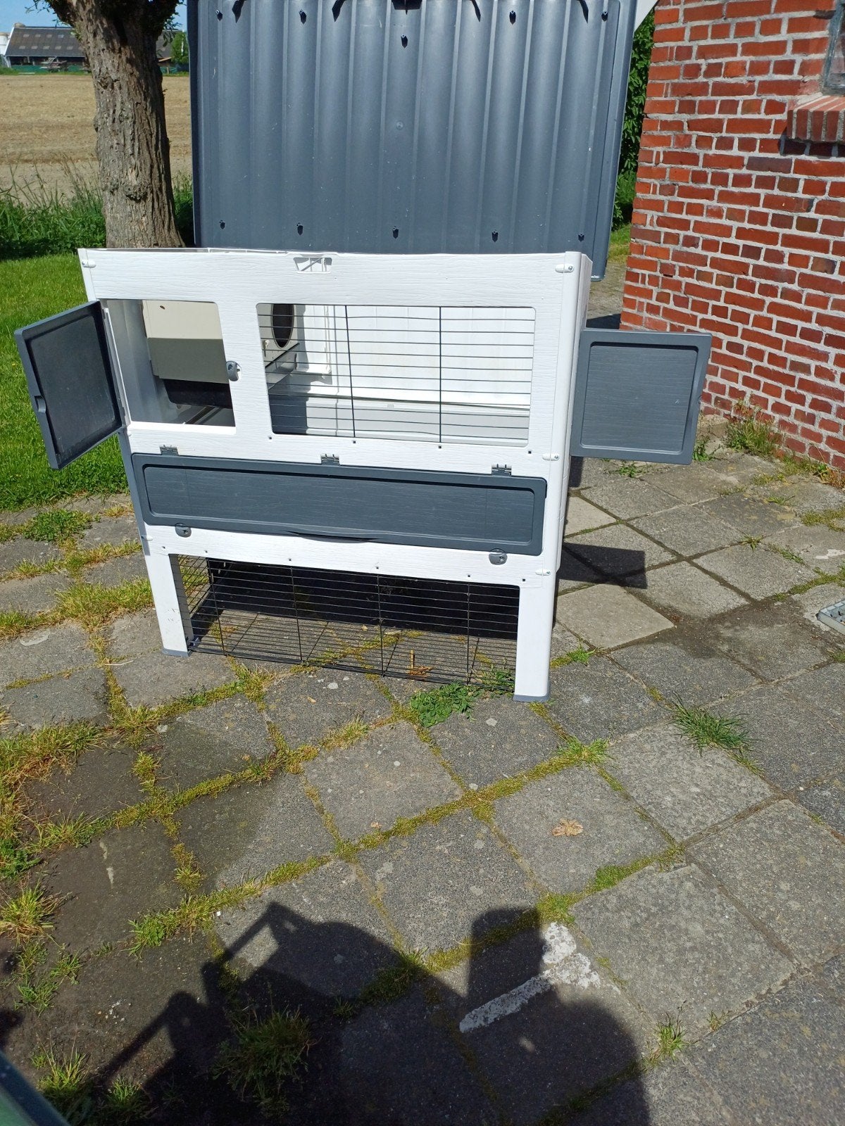 drie maand ferplast kunstofhok., 110 cm of meer, Zo goed als nieuw, Hok, Ophalen