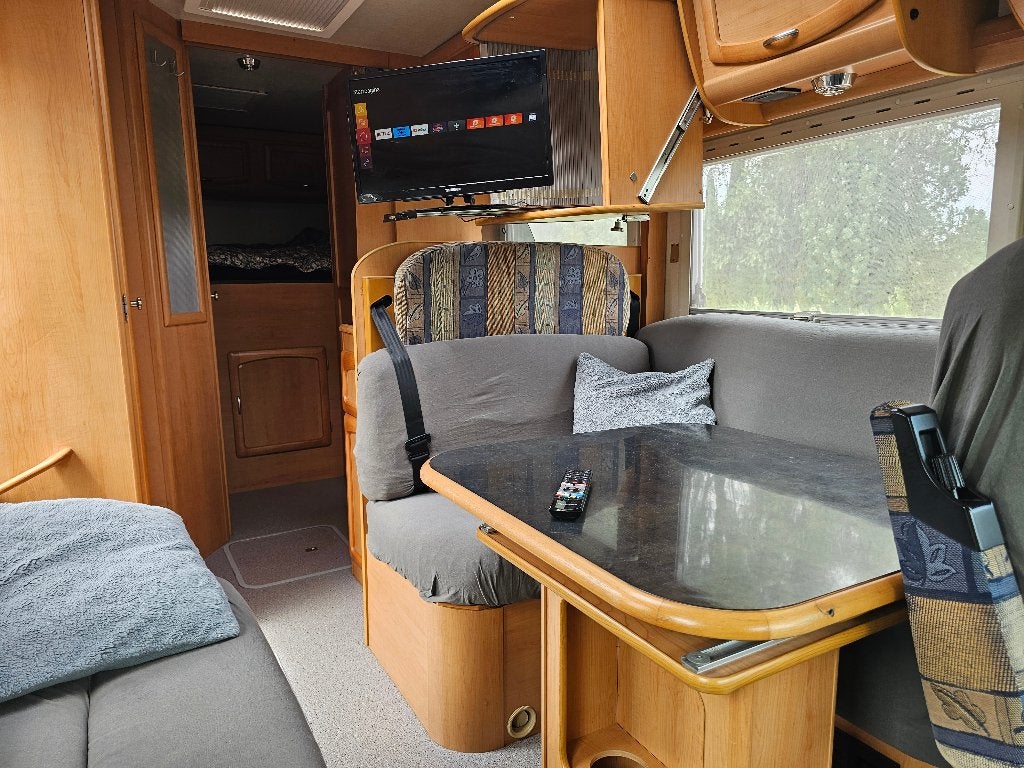 Foto 20 van Camper Frankia ib700 Rijbewijs B