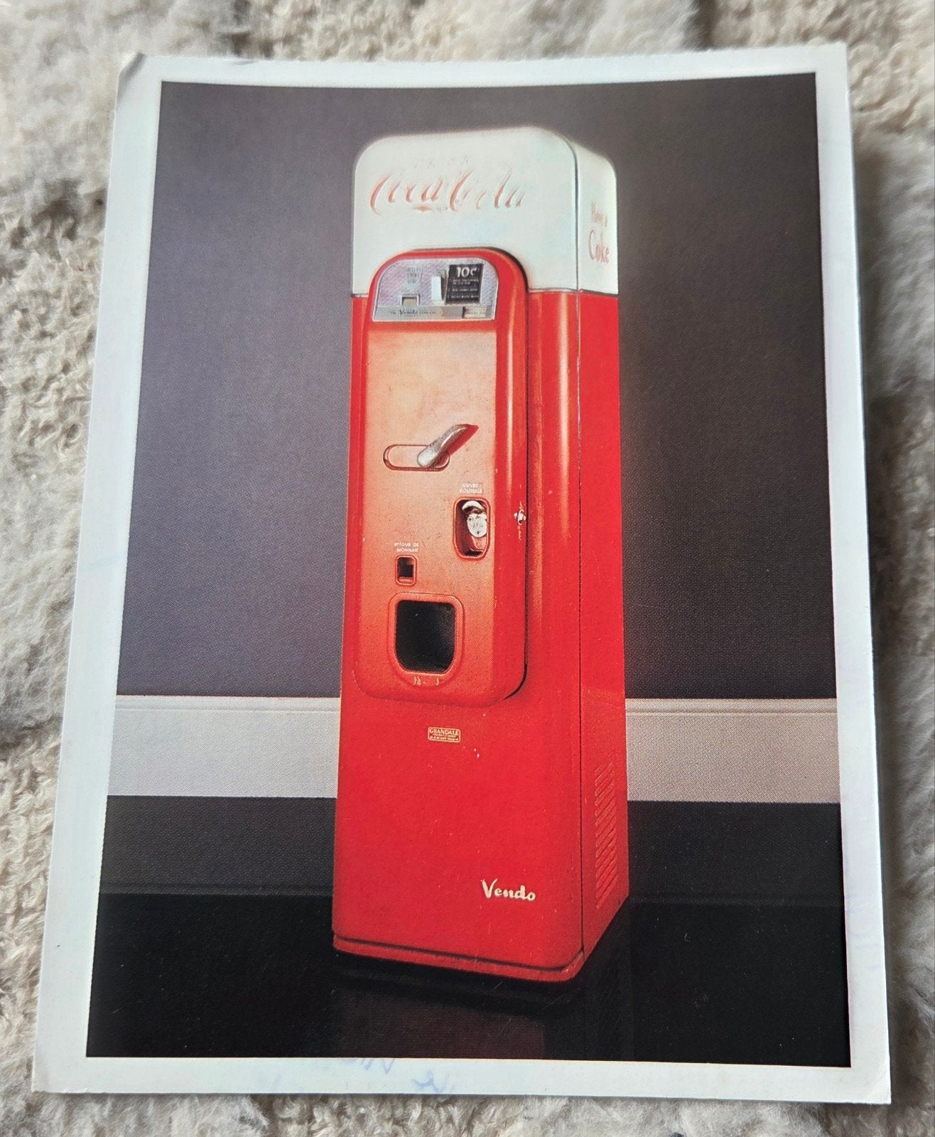 Vintage Coca-Cola Vendo 44 Drankautomaat Ansichtkaart, Verzenden, 1980 tot heden, Gelopen, Overige thema's