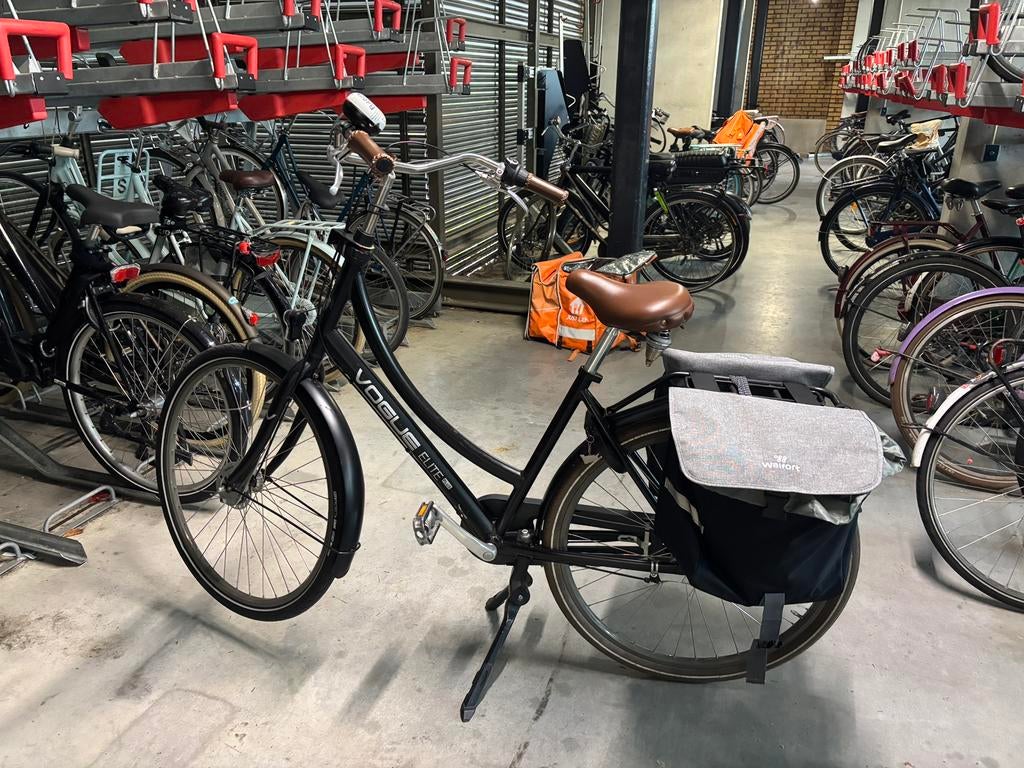 Vogue Stadsfiets, Fietsen en Brommers, Fietsen | Dames | Omafietsen, Gebruikt, 56 cm of meer, Handrem, Versnellingen, Ophalen