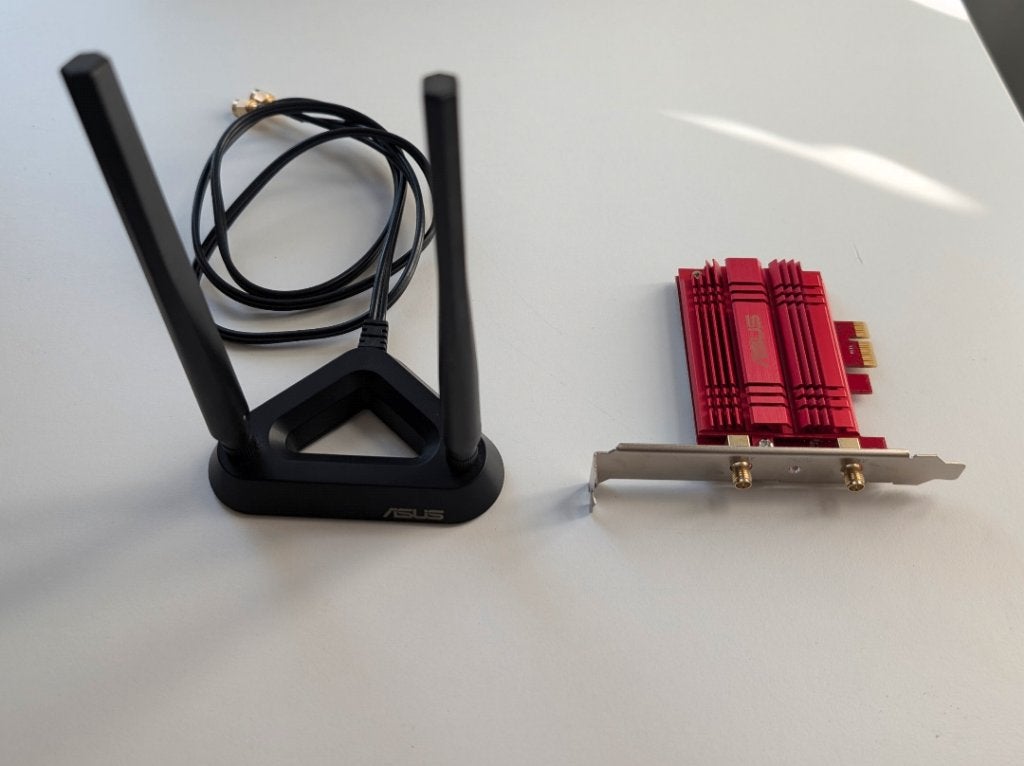 PCIe wifi kaart: ASUS PCE-AC56 Dual-Band Wireless, Computers en Software, Ophalen of Verzenden, Zo goed als nieuw, Intern, ASUS