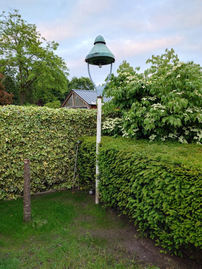 Vintage tuinlamp lantaarnpaal 380cm met koperen kap, Tuin en Terras, Buitenverlichting, Ophalen, Overige materialen, Gebruikt
