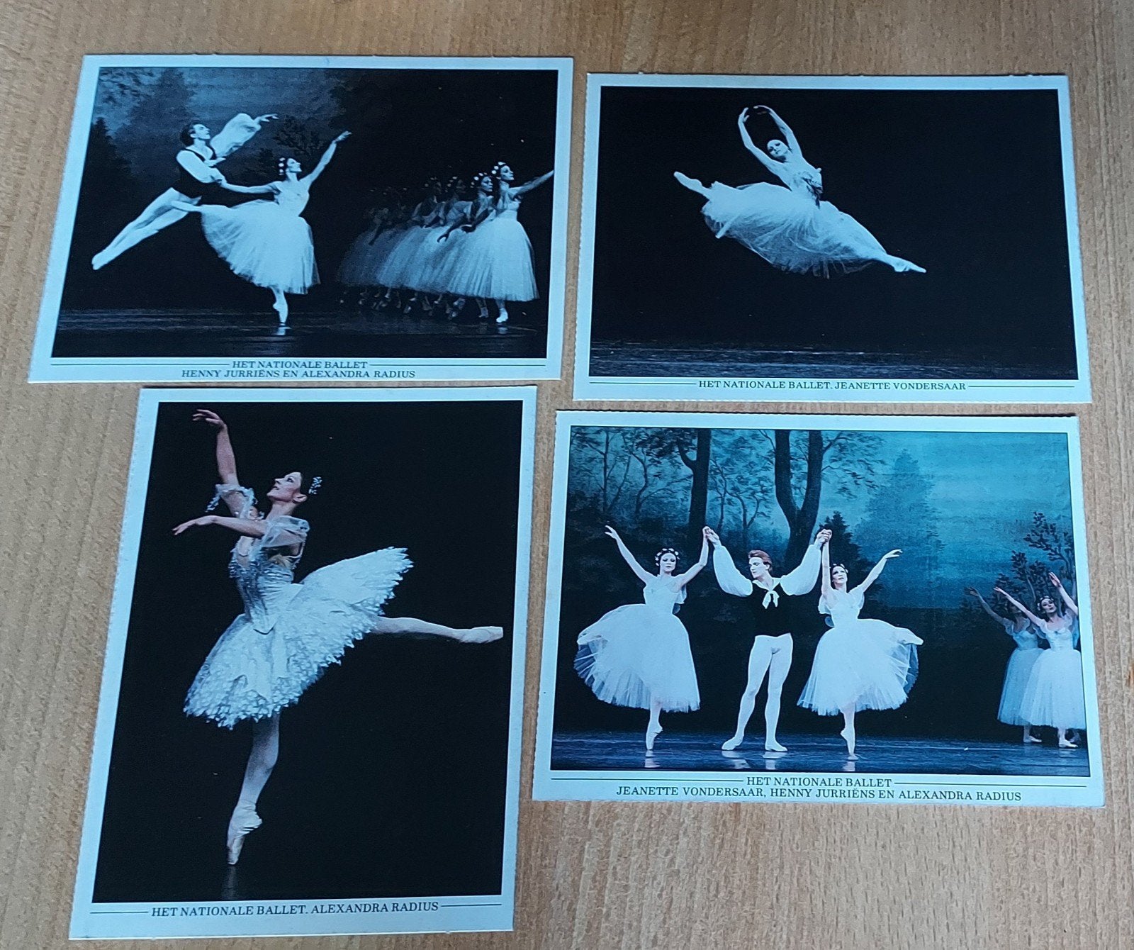 Set van 4 vintage fotokaarten Het Nationale Ballet (Libelle, Ophalen of Verzenden, 1960 tot 1980, Ongelopen, Cultuur en Media