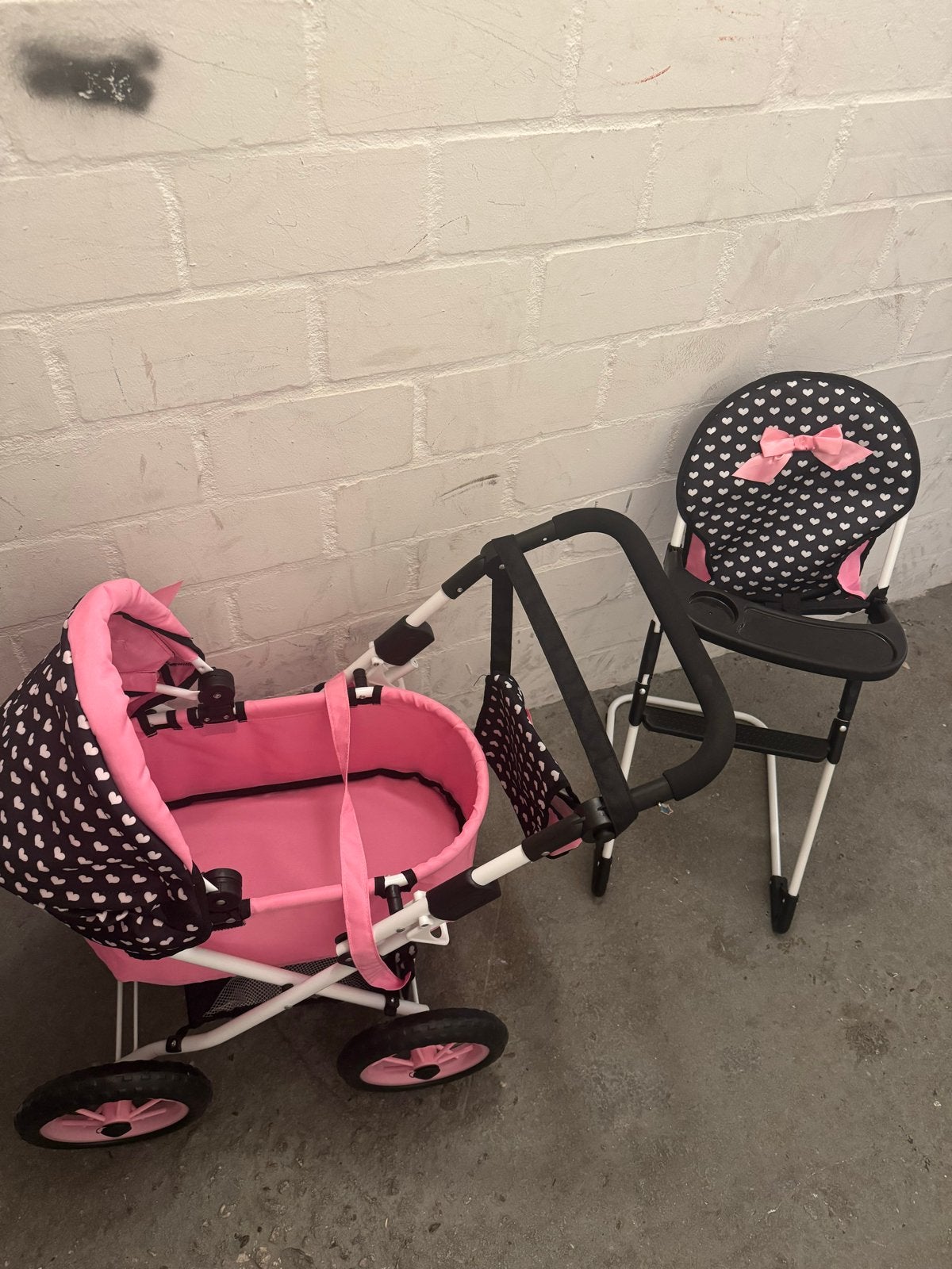 Poppenwagen en kinderstoel speelgoed set, Kinderen en Baby's, Speelgoed | Poppen, Ophalen, Zo goed als nieuw, Overige typen