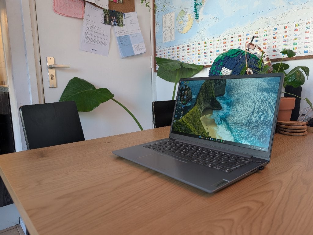 Lenovo IdeaPad 3, Computers en Software, Windows Laptops, Lenovo Ideapad, 2 tot 3 Ghz, Qwerty, AMD Ryzen