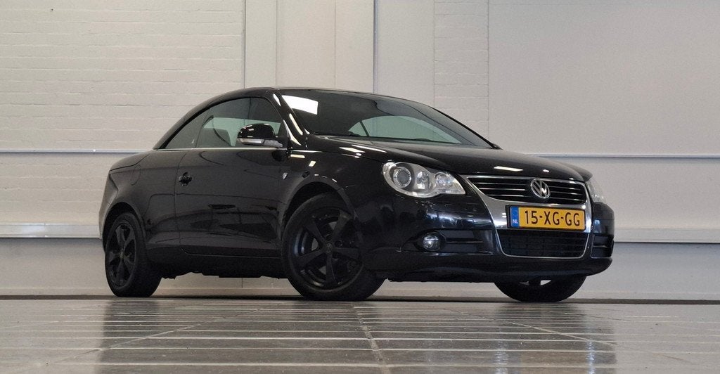 Volkswagen Eos 2.0 T-FSI 200pk 3e Eigenaar Leer Xenon Kleppe, Auto's, Volkswagen, Gebruikt, 4 cilinders, 4 stoelen, Zwart