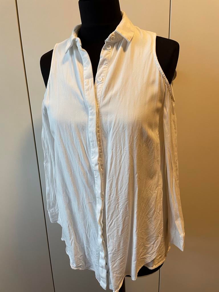 Witte blouse met open schouders maat 36, Ophalen of Verzenden, Gedragen, Maat 36 (S), Wit