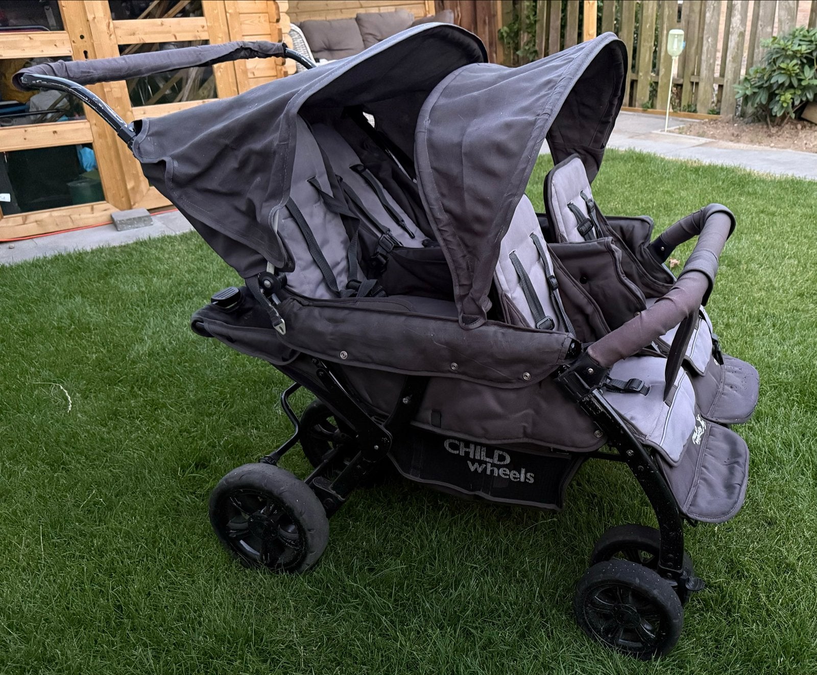 Child Wheels vierlingwagen - Gebruikt, maar nog goed!, Gebruikt, Duowagen, Ophalen, Kinderwagen
