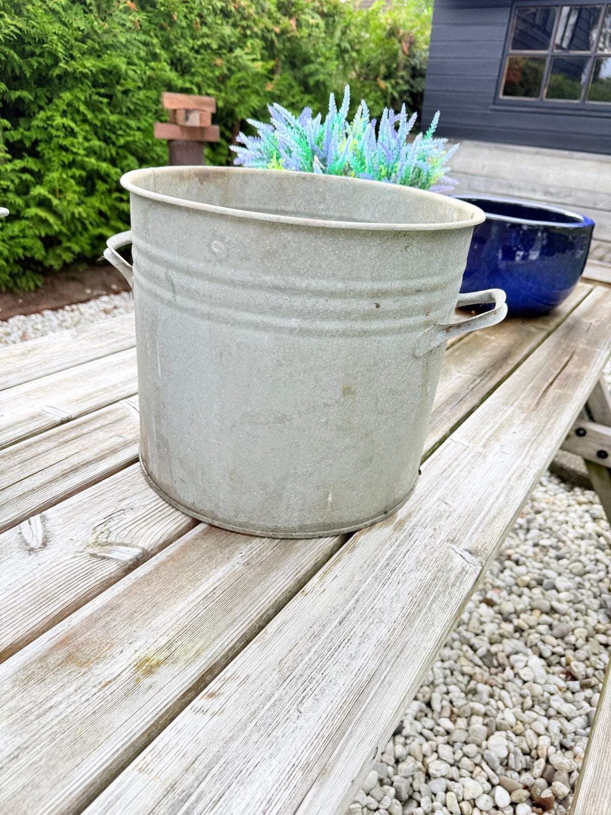 Zinken emmer / plantenbak, Huis en Inrichting, Woonaccessoires | Vazen, Ophalen, Metaal, Grijs, Gebruikt