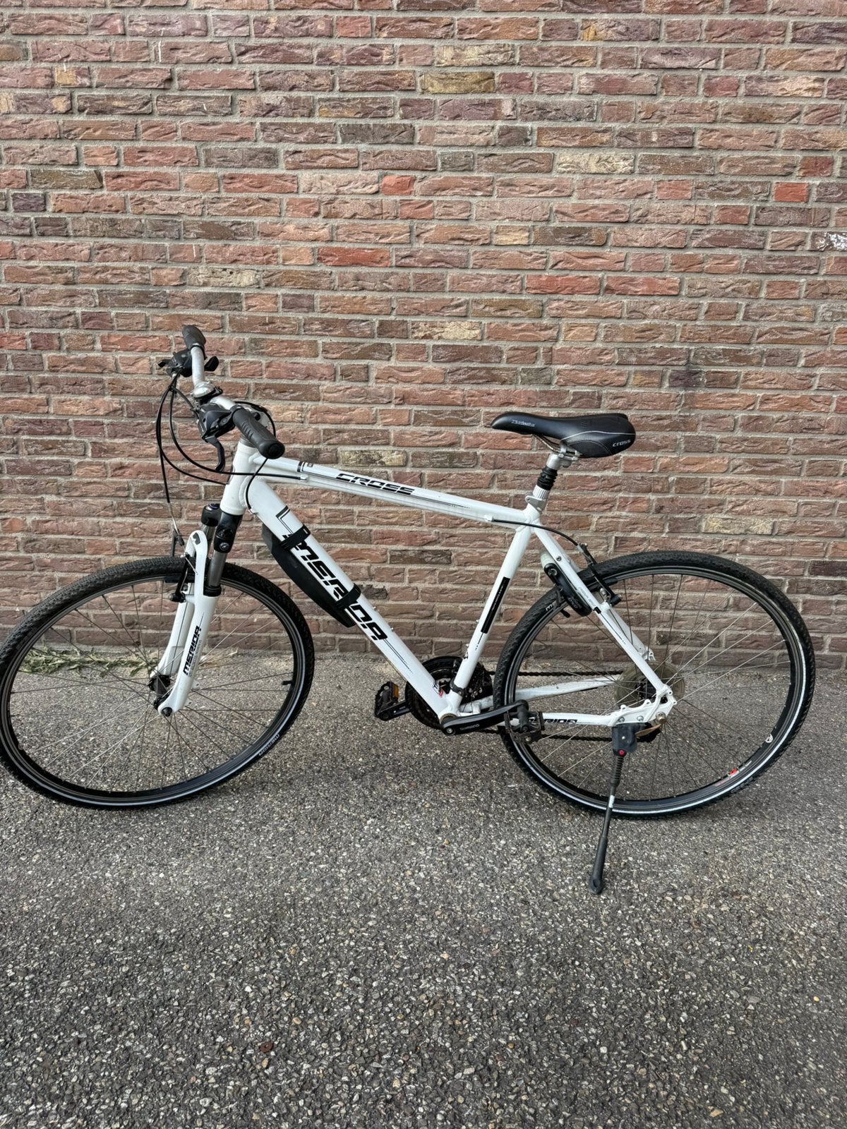 Merida Crossway 100 AXA 2 Sleutels Shimano Versnellingen, Ophalen, Zo goed als nieuw, Merida