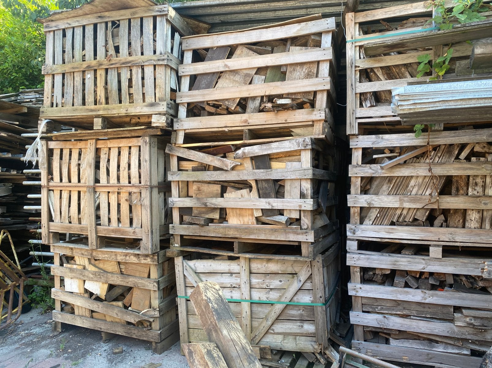 40 kratten stookhout, Minder dan 3 m³, Ophalen