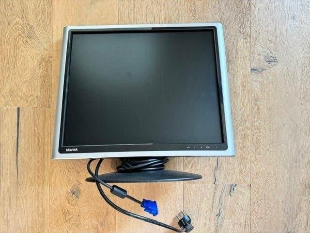 Novita 19 inch LCD monitor (model NCMA) te koop, Ophalen, Gebruikt, Overige typen, Overige resoluties