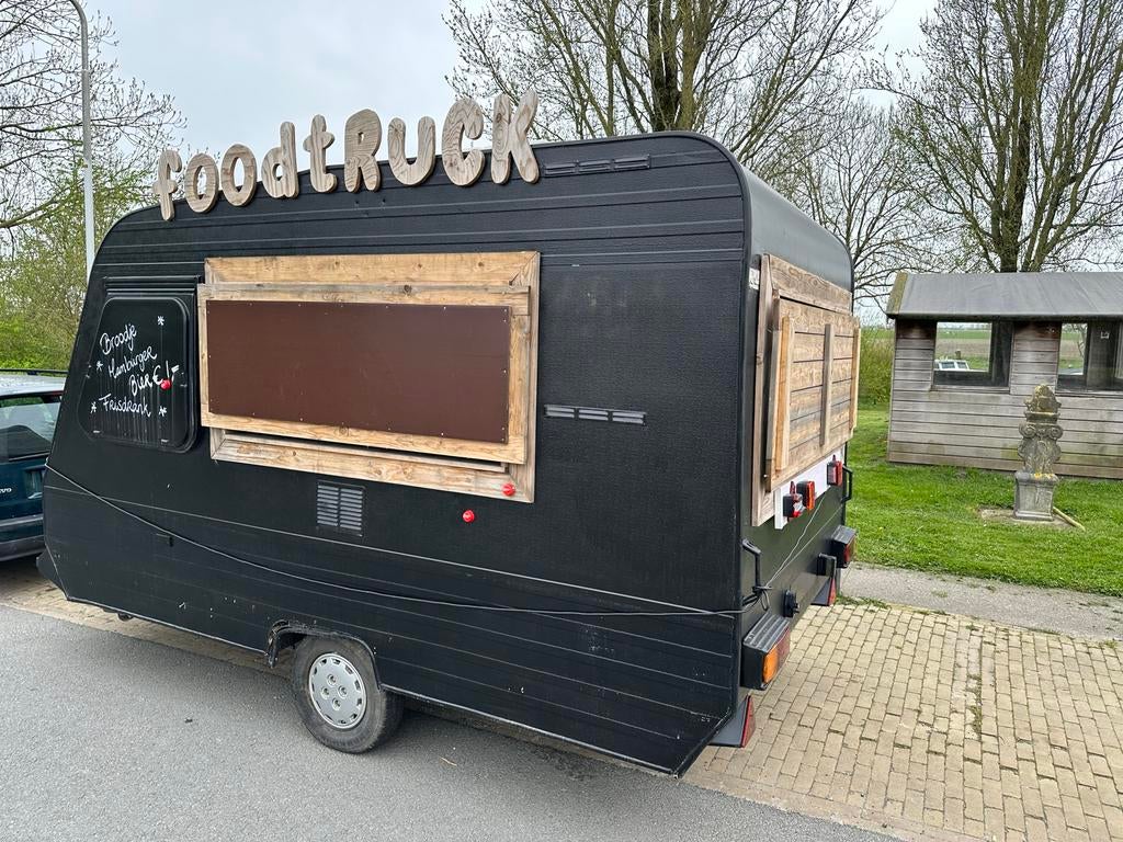 Caravan omgebouwd tot foodtruck, Caravans en Kamperen, Caravans, Overige merken, Magnetron, Tot en met 2, Bedrijf