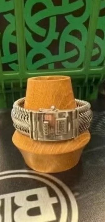 BUDDHA TO BUDDHA ARMBAND TYPE 155 G EDWIN 23 CM € 899,95, Sieraden, Tassen en Uiterlijk, Ophalen of Verzenden, Zo goed als nieuw
