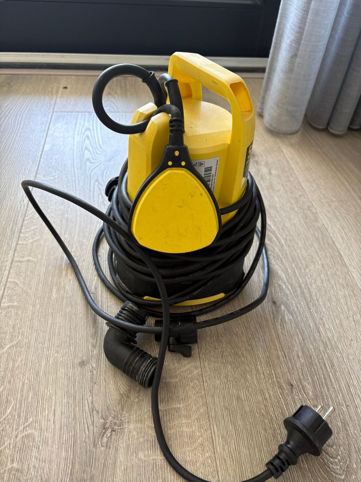 Kärcher SP 2 Flat dompelpomp, vlakzuigende pomp, Ophalen, Zo goed als nieuw, Zwembadpomp