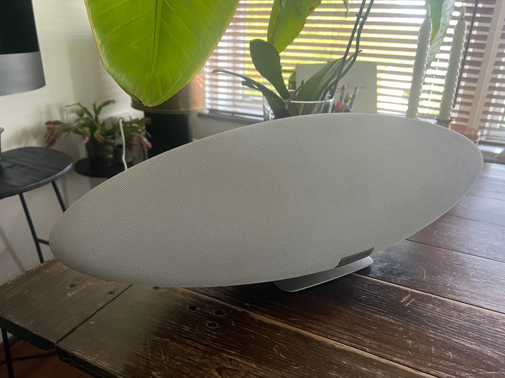 Bowers & Wilkins Zeppelin Pearl Grey, Ophalen, Zo goed als nieuw, Bowers & Wilkins (B&W), 120 watt of meer