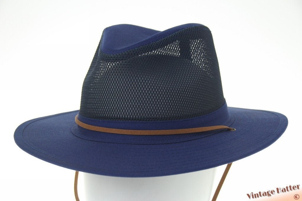 Ventilerende Australische outdoorhoed blauw katoen 58-61 new, Kleding | Heren, Hoeden en Petten, Ophalen of Verzenden, Nieuw, 58 of 59 cm (L, 7¼ of ⅜ inch)