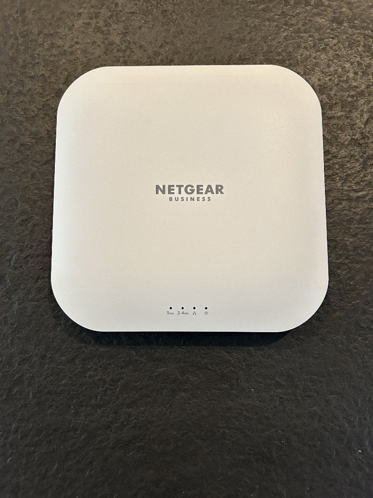 NETGEAR draadloos access point (WAX218) - Business, Computers en Software, Accesspoints, Ophalen of Verzenden, Zo goed als nieuw