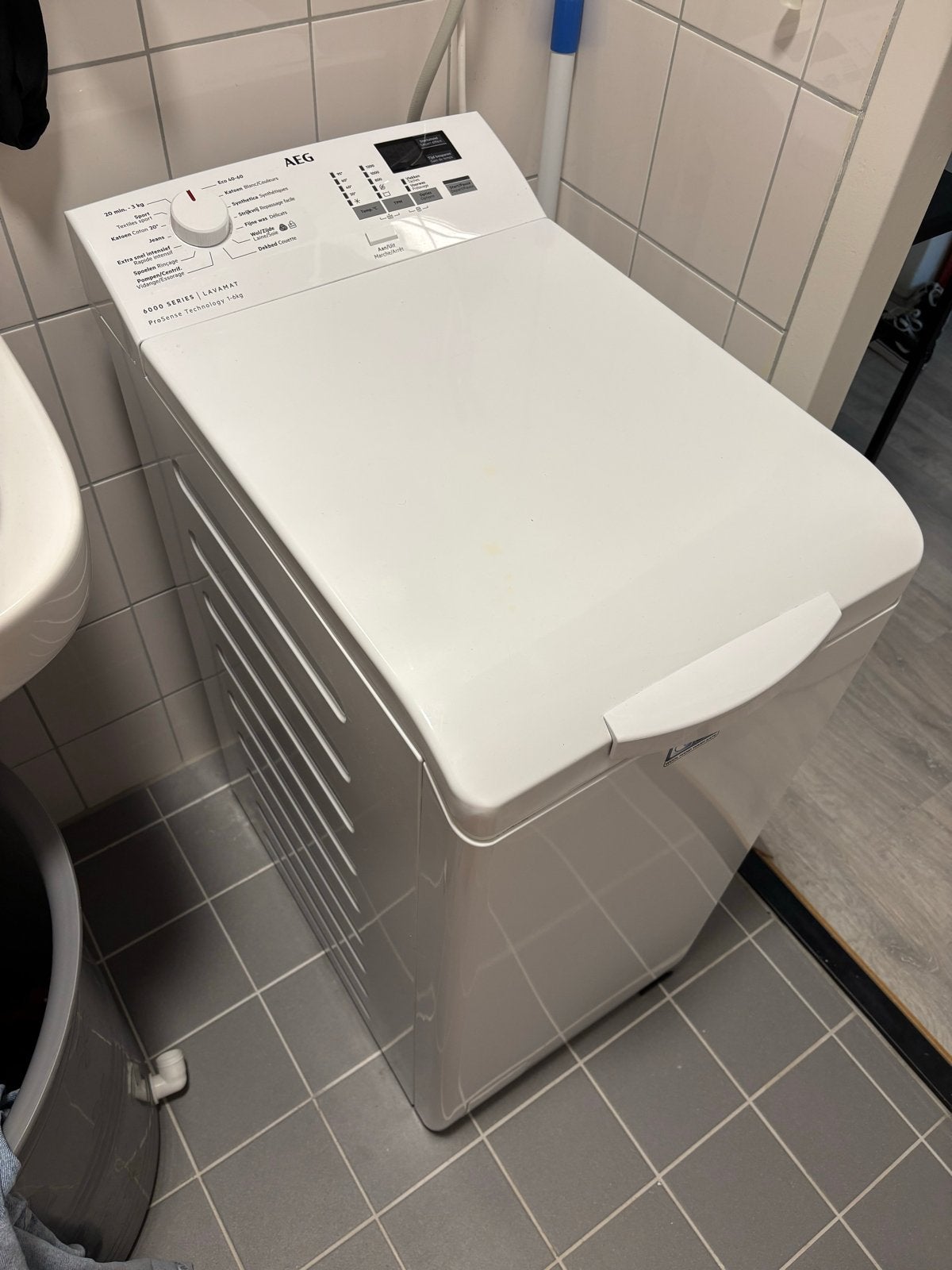 AEG 6000 Series Lavamat Bovenlader Wasmachine, Witgoed en Apparatuur, Wasmachines, Gebruikt, Bovenlader, 6 tot 8 kg, 85 tot 90 cm