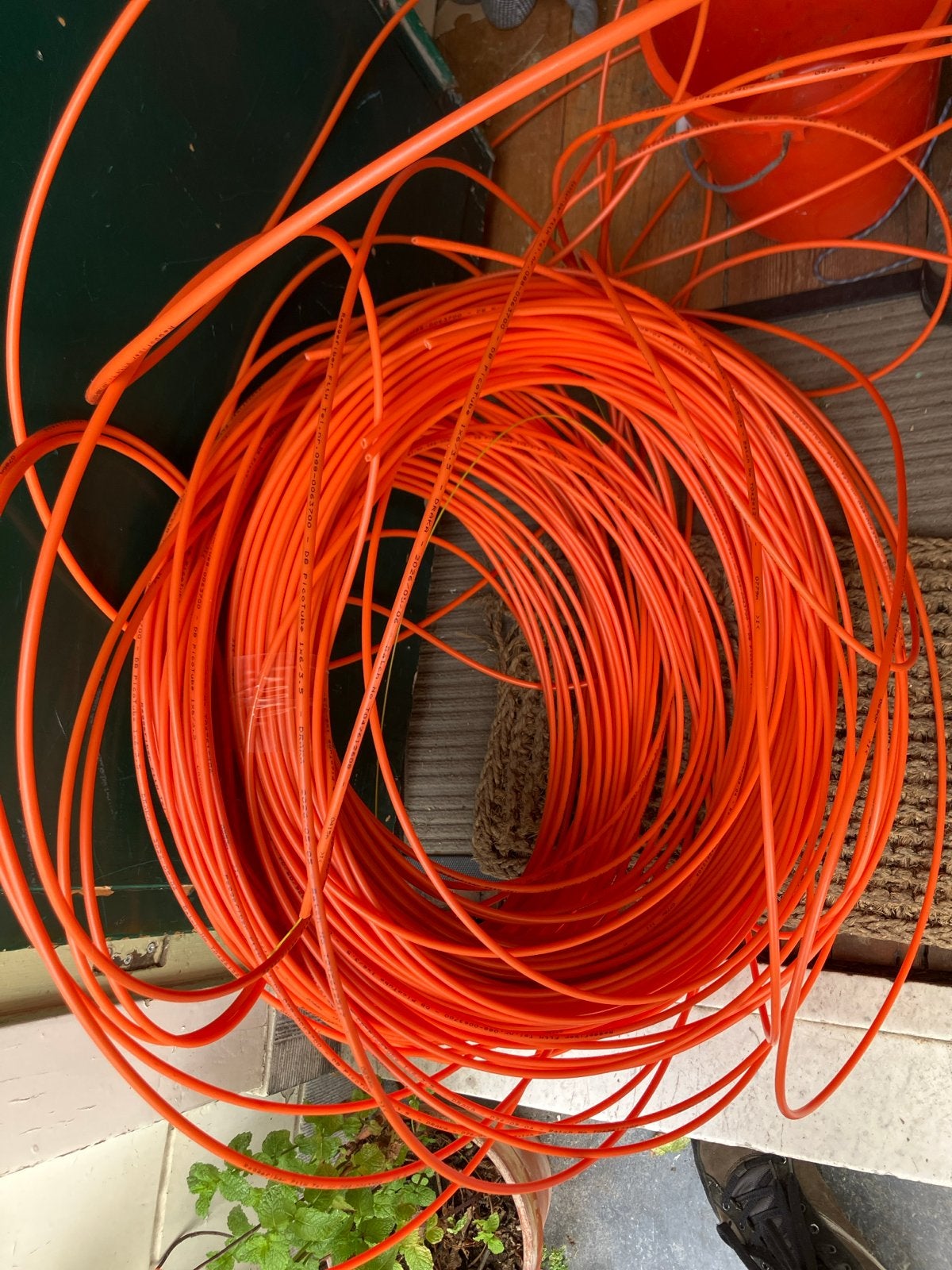 Glasvezelkabel - Oranje, Doe-het-zelf en Verbouw, Elektra en Kabels, Ophalen, Nieuw, Overige merken, Kabel of Snoer