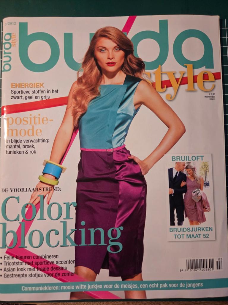 Burda Style 2/2012 - Ongebruikt en Compleet, Ophalen of Verzenden, Nieuw