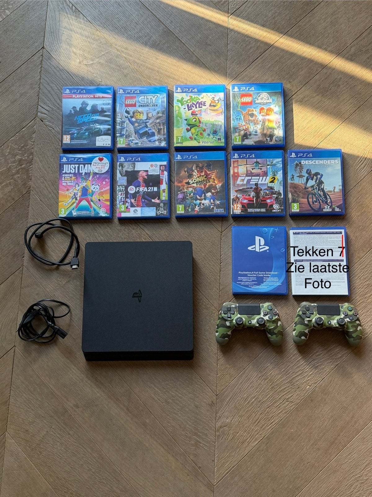 PlayStation 4 Slim 500GB + 2 controllers + 9 games, 2 spelers, Ophalen, Gebruikt, Vanaf 7 jaar