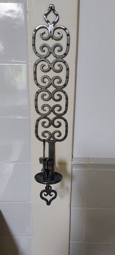 Noorse hand gesmede wandkandelaar  (T. Grimstad) jaren '70, Huis en Inrichting, Woonaccessoires | Kandelaars en Kaarsen, Ophalen of Verzenden