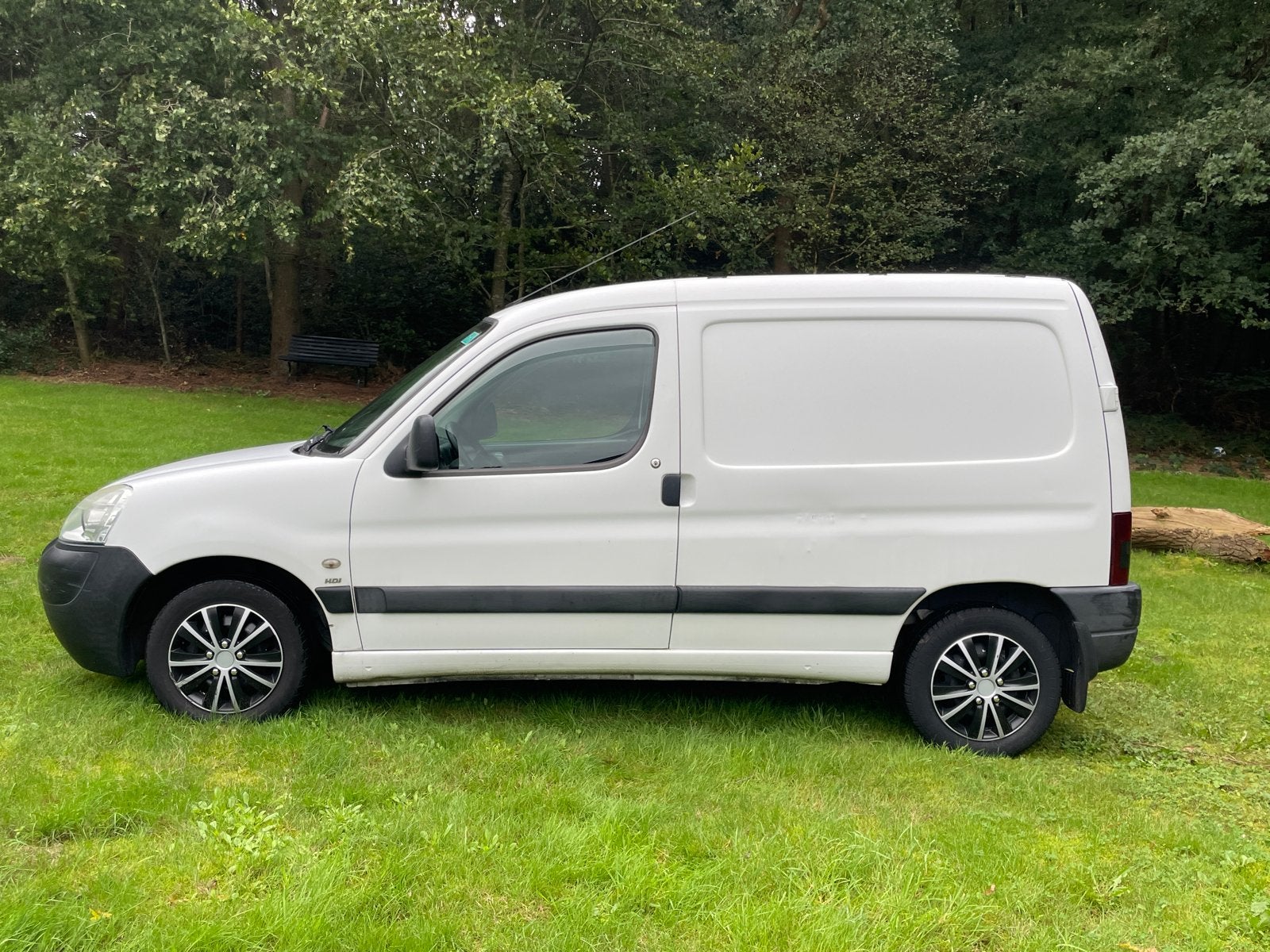 Peugeot Partner 2.0 HDI 190C 2005, Auto's, Voorwielaandrijving, 4 cilinders, Origineel Nederlands, Bedrijf
