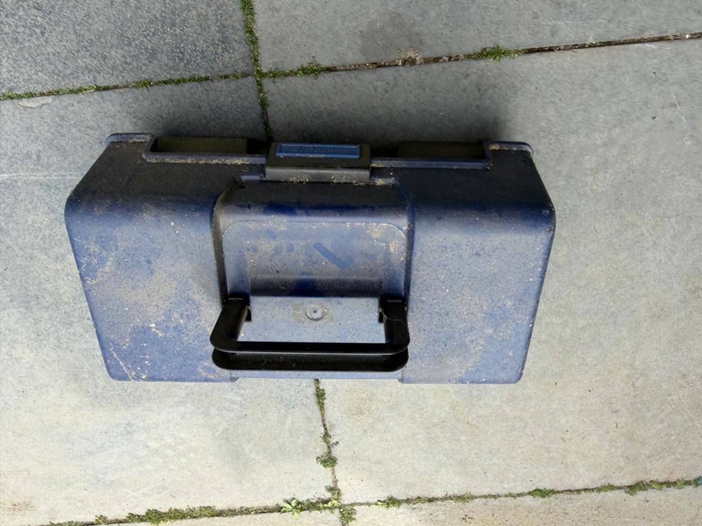 Viskoffer met diverse dobbers en vislood, Ophalen, Gebruikt, Koffer of Tas