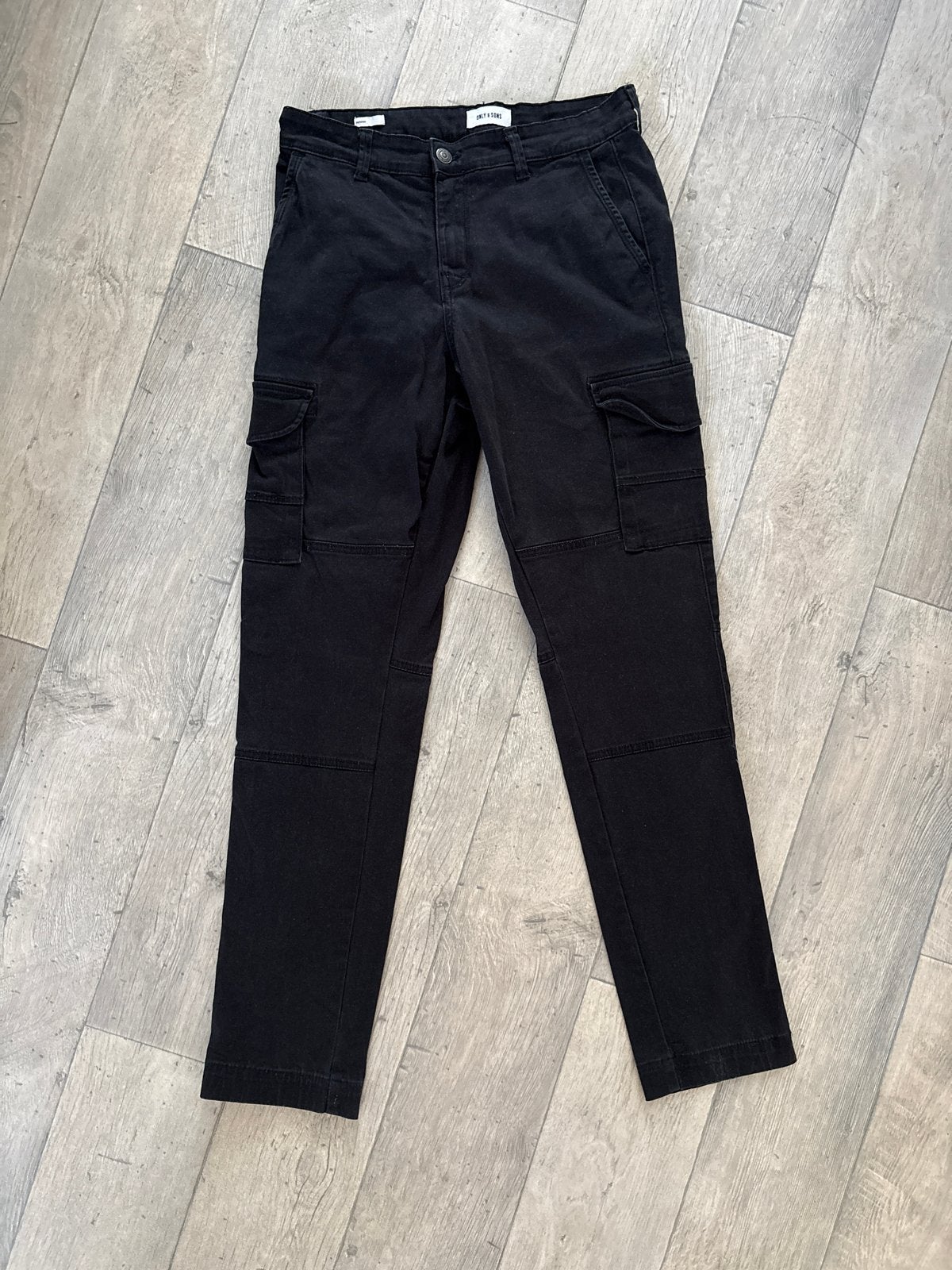 Only & Sons zwarte cargo broek W28/L34, Ophalen of Verzenden, Gedragen, Maat 46 (S) of kleiner, Zwart