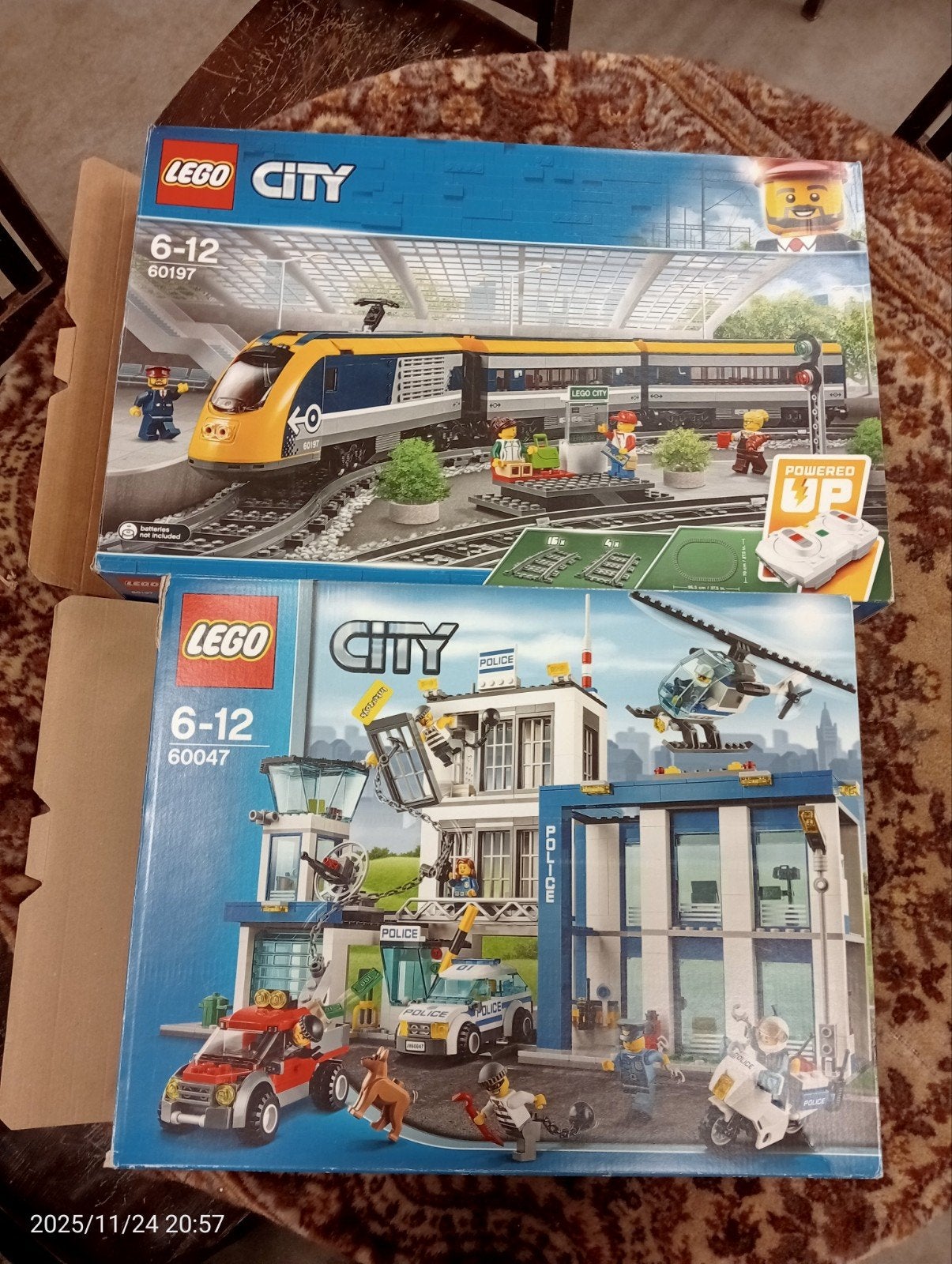 Lego City Trein (60197) en Politiebureau (60047), City, Inclusief instructies, Lego, Ophalen of Verzenden
