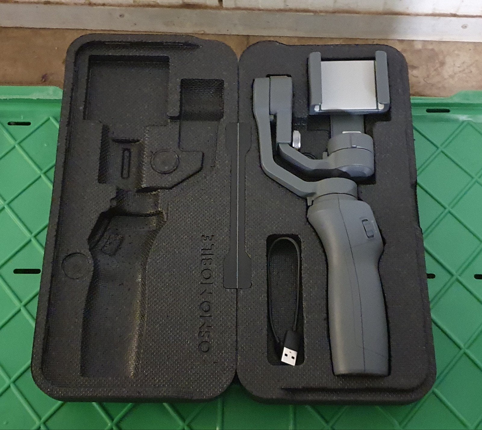 DJI Osmo Mobile 2 defect - voor de hobbyist, Ophalen of Verzenden, Niet werkend, Overige typen, Overige merken