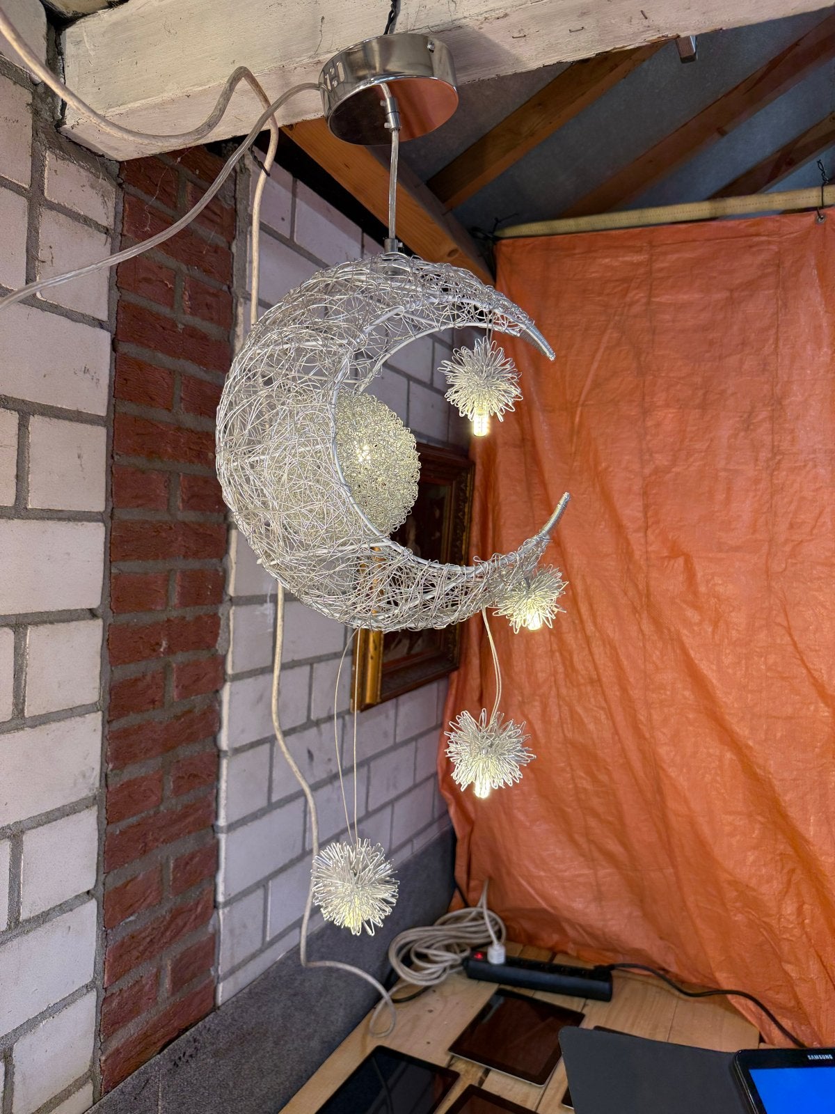 Unieke Maan LED Hanglamp - Sfeervolle Verlichting, Ophalen of Verzenden, Zo goed als nieuw, Metaal, Overige fittingen