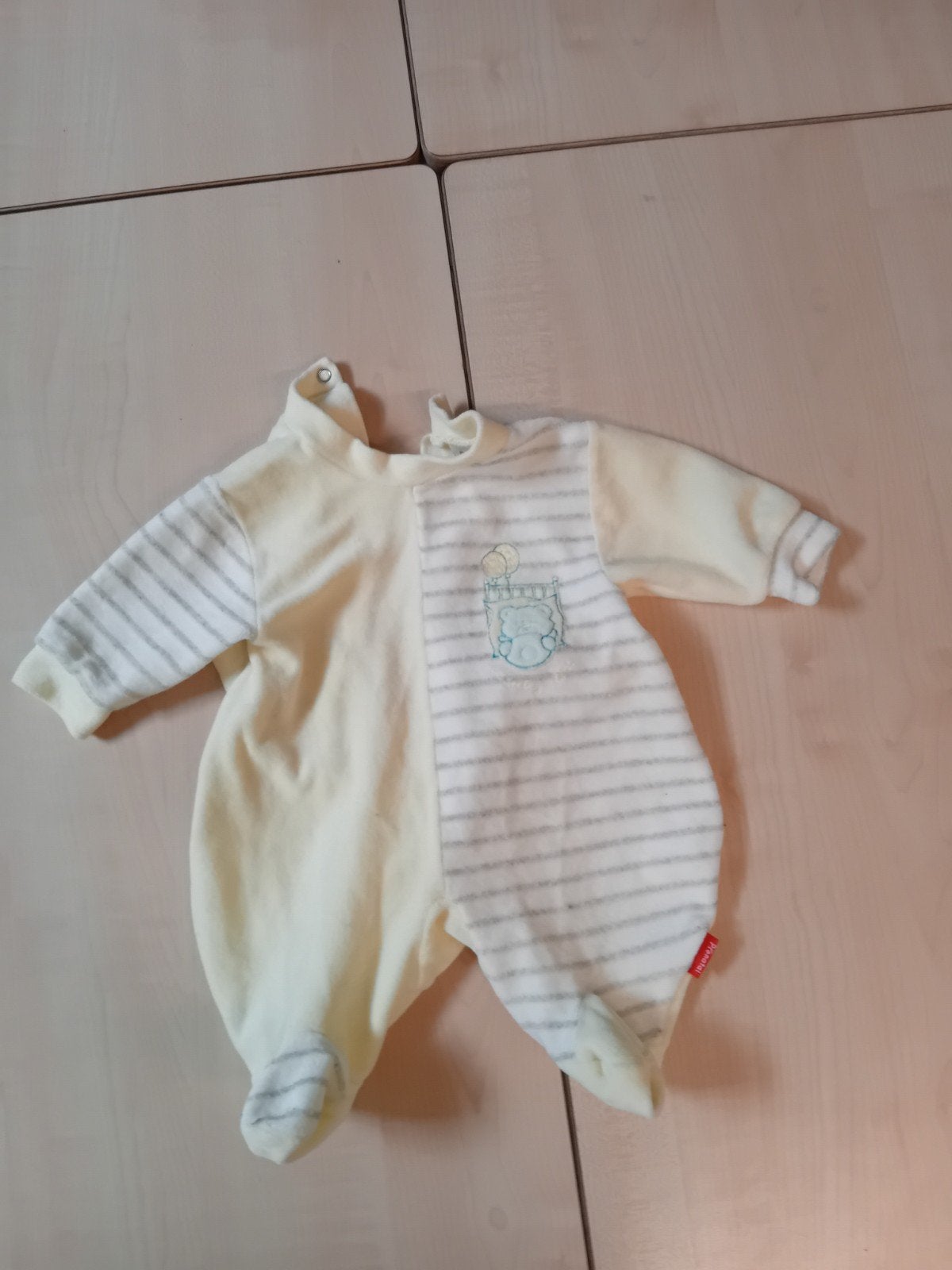 x Schattig geel gestreept babypakje maat 50, Kinderen en Baby's, Babykleding | Maat 50, Ophalen, Gebruikt, Jongetje of Meisje