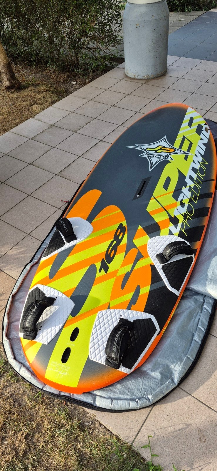 JP-Australia Super Lightwind PRO 168 MET 2 VINNEN EN BAG, Watersport en Boten, Windsurfen, Minder dan 250 cm, Ophalen of Verzenden
