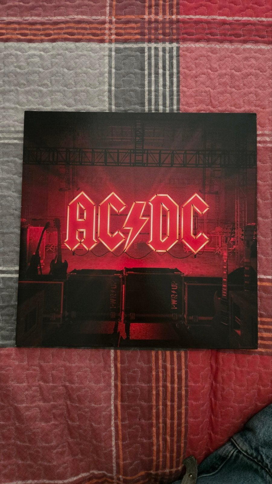 AC/DC pwr up yellow transparent vinyl, Cd's en Dvd's, Vinyl | Rock, Ophalen, LP, Zo goed als nieuw, Inclusief insert