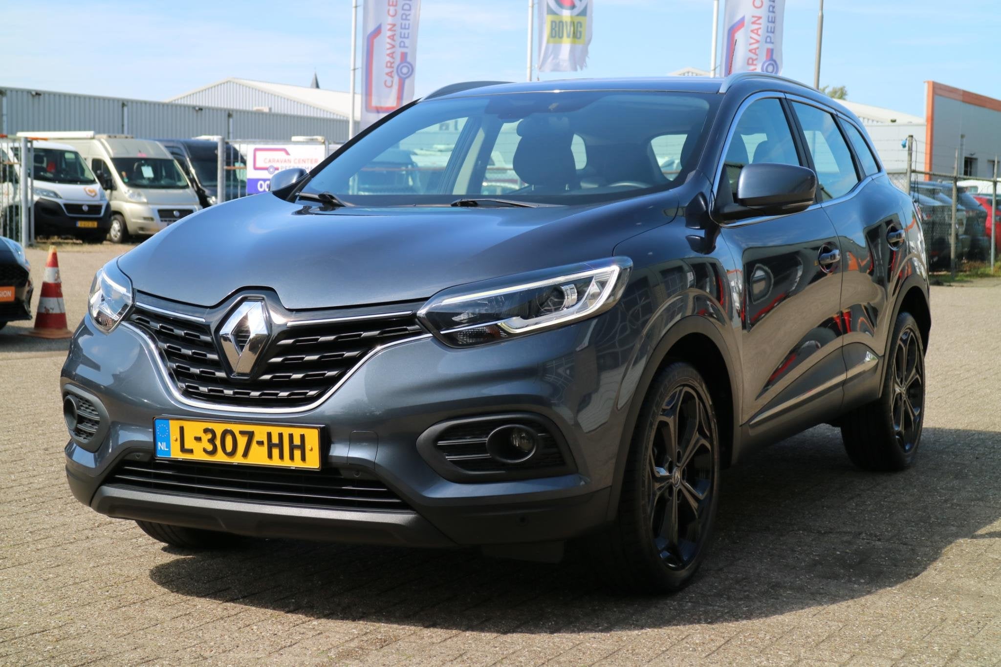 Renault Kadjar 1.3 TCe Zen | Automaat! | Navi | Carplay |, Auto's, Kadjar, Gebruikt, 4 cilinders, 715 kg
