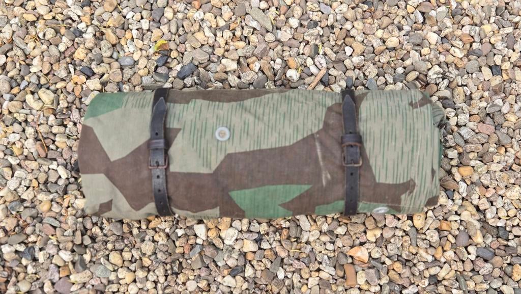 Duits WO2 tentzeil met riemen, Verzamelen, Militaria | Tweede Wereldoorlog, Ophalen of Verzenden, Duitsland