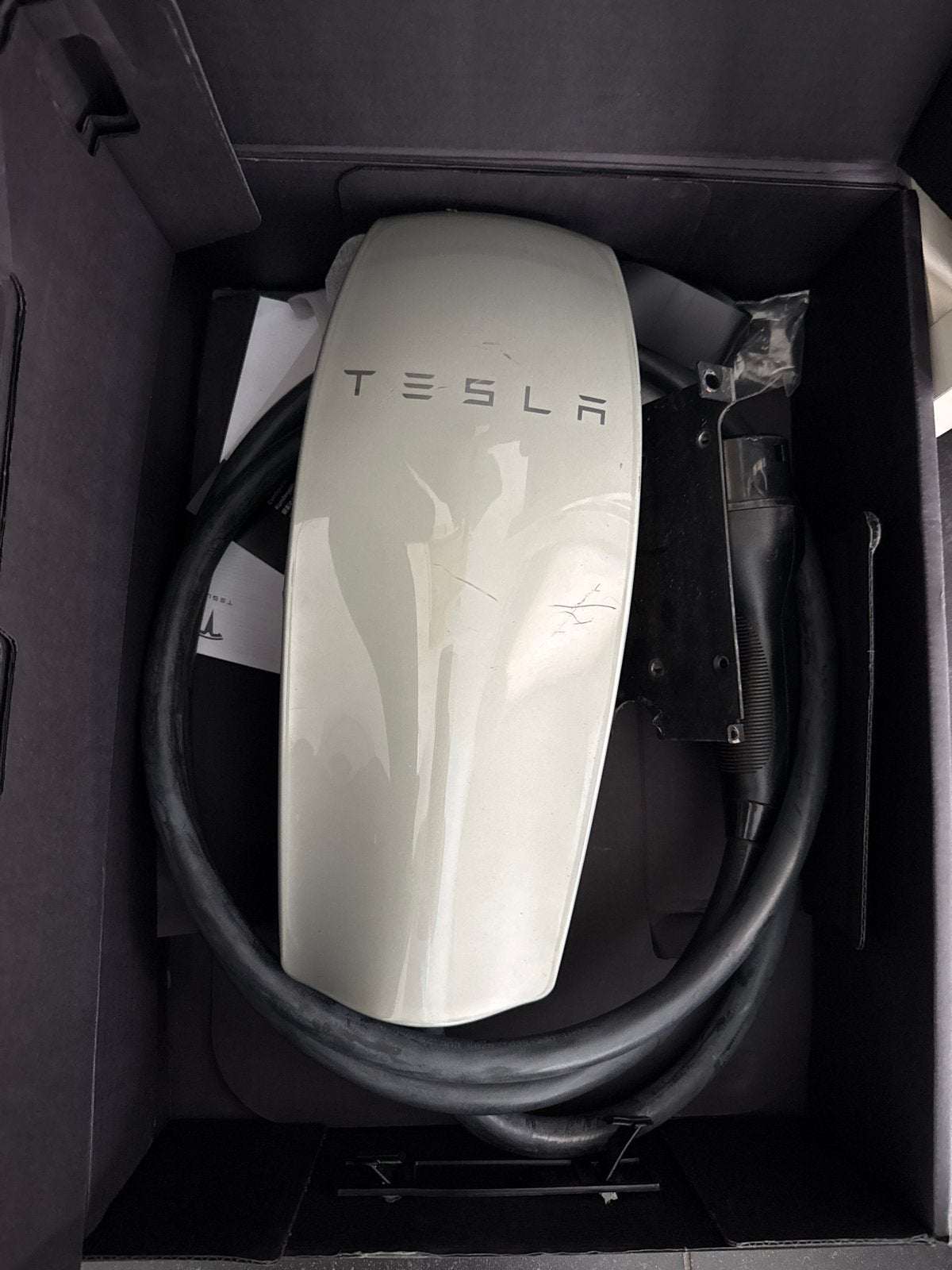 Tesla Laadpaal met Laadkabel - 1ste Generatie, Ophalen of Verzenden, Zo goed als nieuw, Laadpaal en Laadkabel